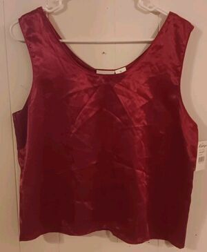 Kathryn Womens Medium Red Satin Pajama Top Sleeveless Sleep Shirt